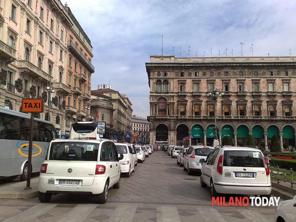 Dove si prendono i taxi a milano centrale