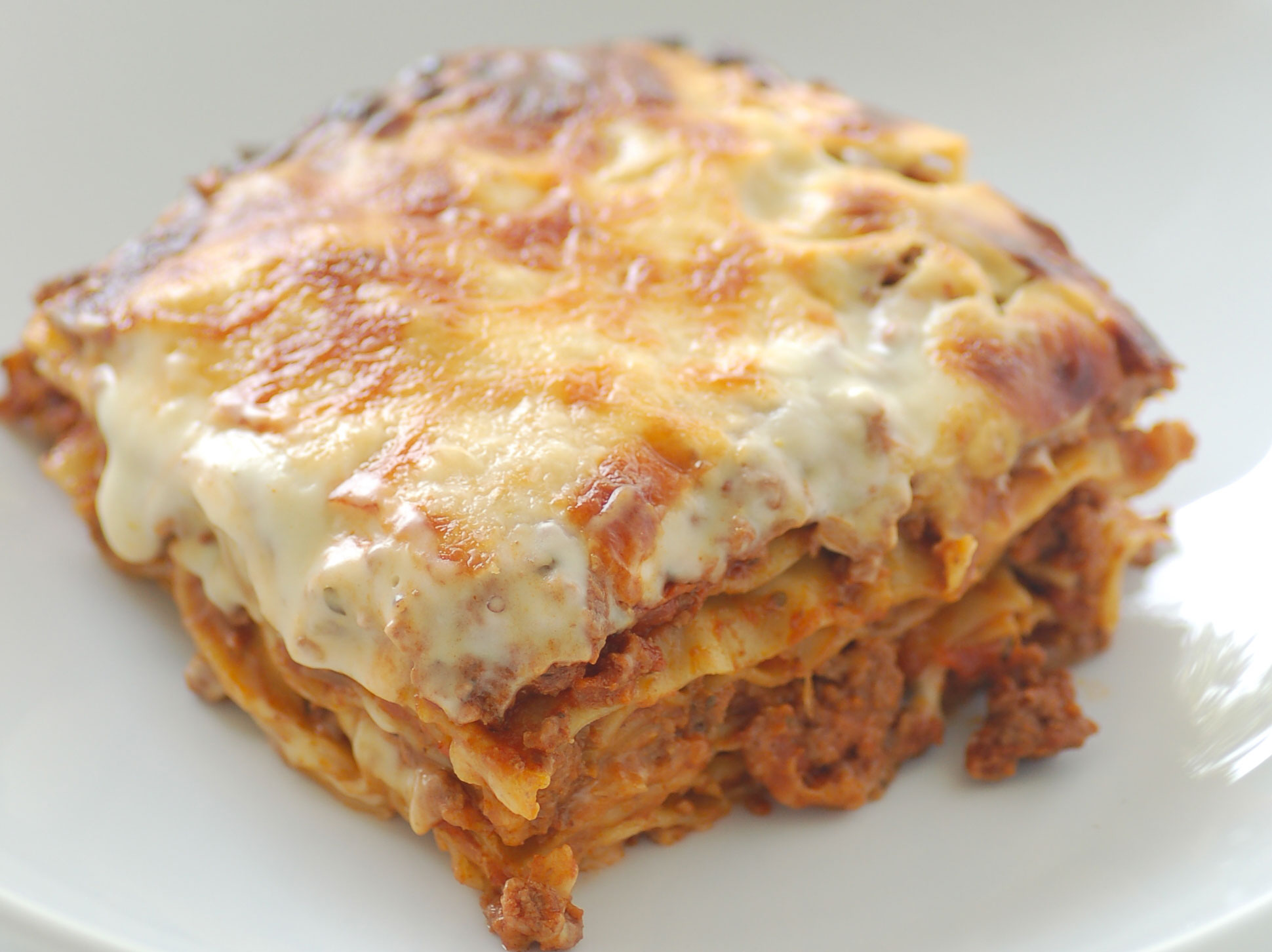 Quante calorie ha una porzione di lasagne alla bolognese